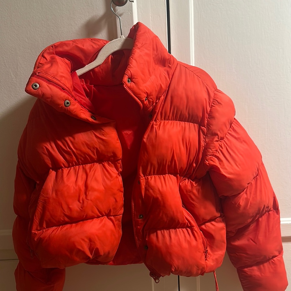 Red Alo Puffer 🌹♥️